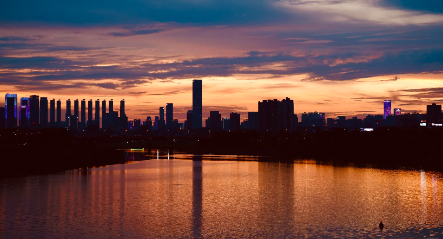 長沙部署秋冬季大氣污染防治攻堅工作 六大行動守護(hù)“長沙藍(lán)”